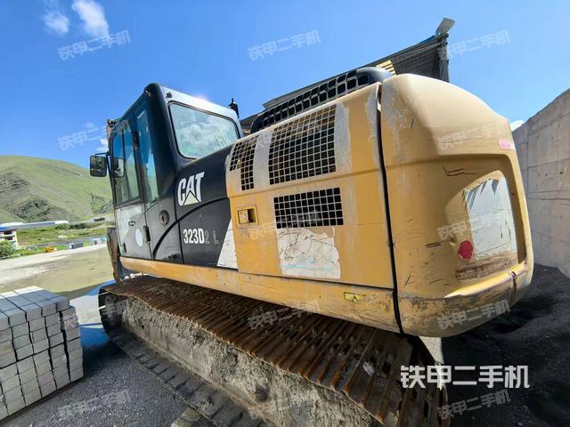 整機(jī)右后45°(整機(jī)外觀) 整機(jī)右后45°(整機(jī)外觀)