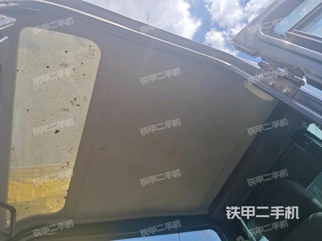 頂棚整體(駕駛室部分) 頂棚整體(駕駛室部分)