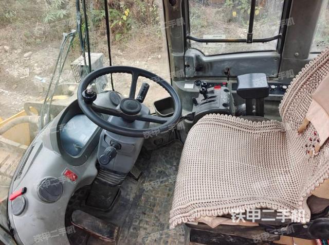 驾驶室工作台（整机外观及大件）