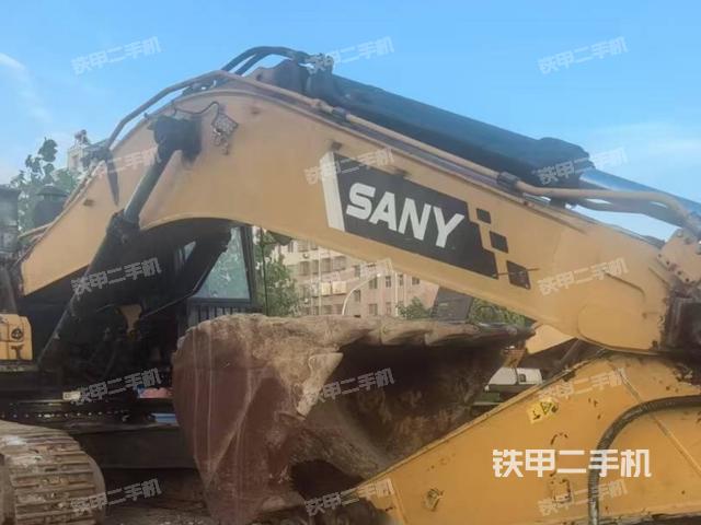 大臂整體?右側(cè)(工作和回轉(zhuǎn)裝置) 大臂整體?右側(cè)(工作和回轉(zhuǎn)裝置)