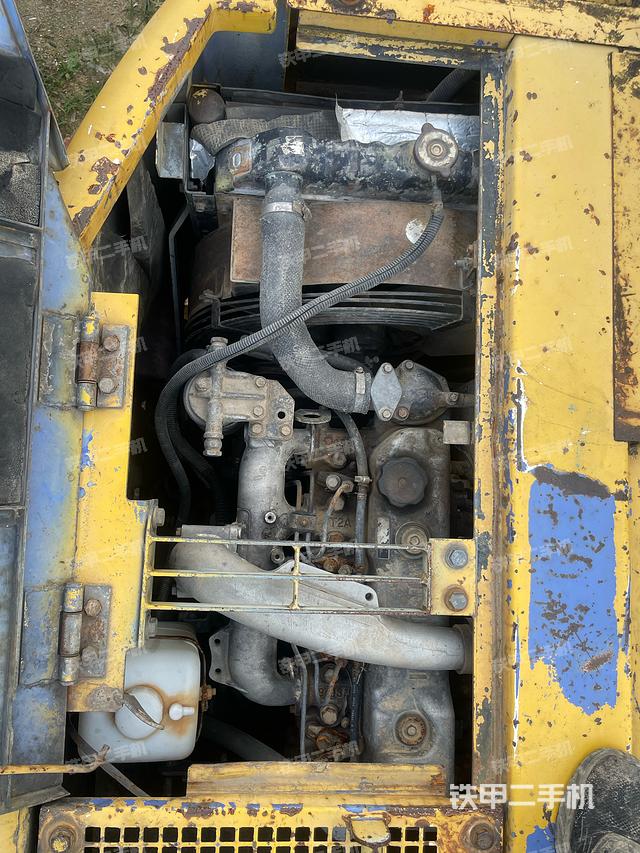 发动机整体俯视（整机外观）