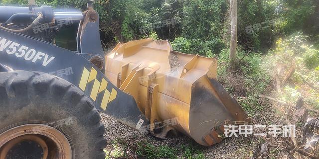 工作裝置整體(整機外觀及大件) 工作裝置整體(整機外觀及大件)