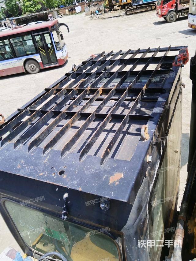 駕駛室頂部俯視(上車部件) 駕駛室頂部俯視(上車部件)