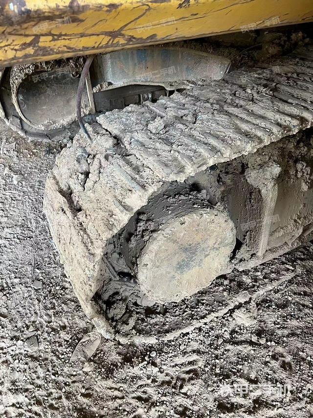 单侧履带整体（整机外观）