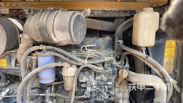發(fā)動機(jī)整體俯視(整機(jī)外觀) 發(fā)動機(jī)整體俯視(整機(jī)外觀)