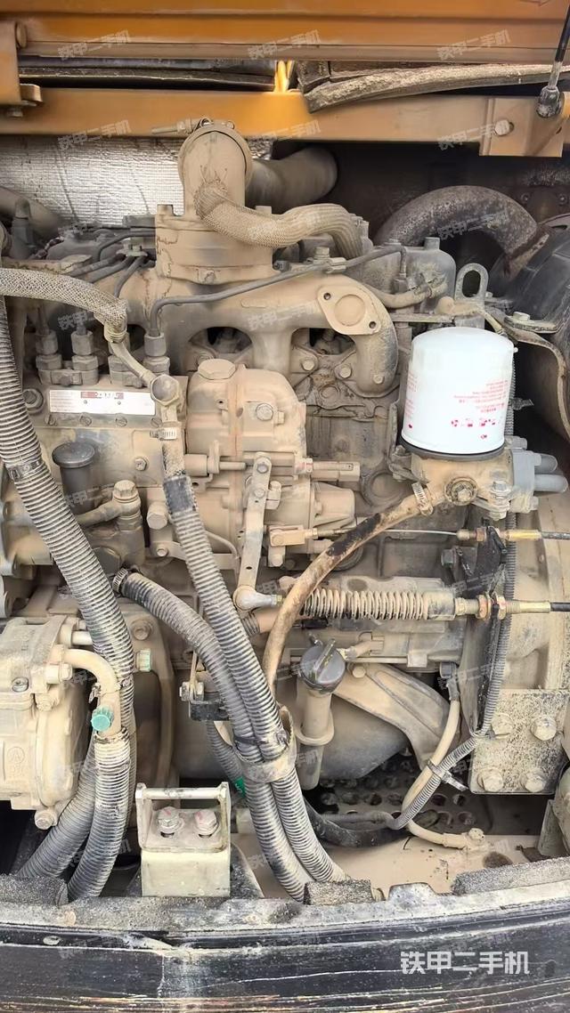 發(fā)動(dòng)機(jī)整體俯視(整機(jī)外觀) 發(fā)動(dòng)機(jī)整體俯視(整機(jī)外觀)