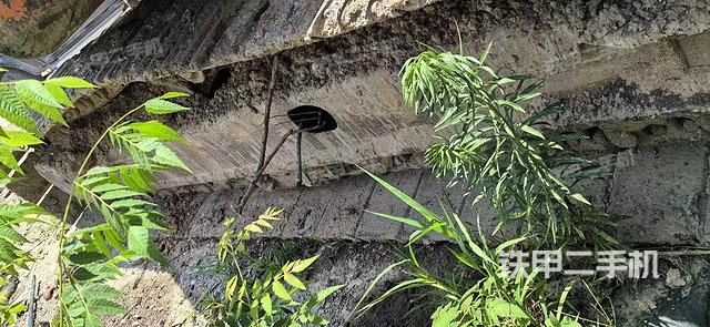 单侧履带整体（整机外观）