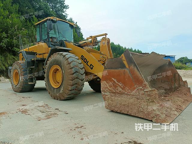 工作装置整体（整机外观及大件）