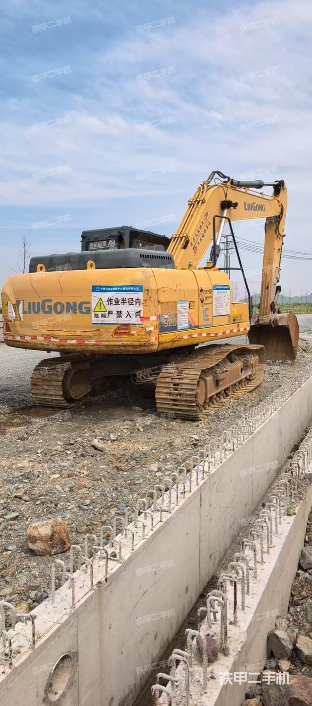 整机右后45°（整机外观）