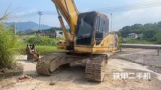 小松PC200-7挖掘机实拍图片