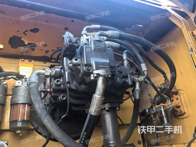 液壓泵室(大件艙室) 液壓泵室(大件艙室)