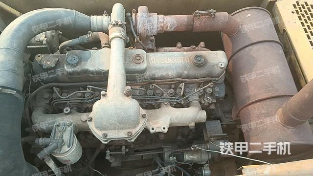發(fā)動機(jī)整體俯視(整機(jī)外觀) 發(fā)動機(jī)整體俯視(整機(jī)外觀)