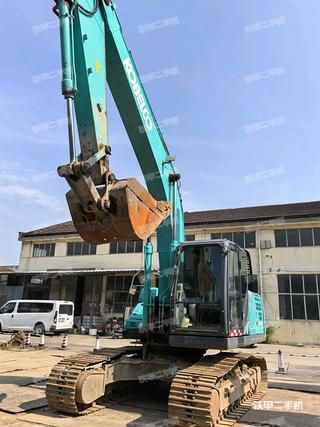 神钢SK200-10挖掘机实拍图片