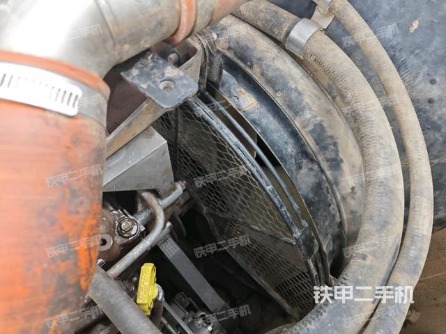 水箱+風(fēng)扇特寫(上車部件) 水箱+風(fēng)扇特寫(上車部件)