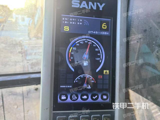 顯示屏?(駕駛室部分) 顯示屏?(駕駛室部分)