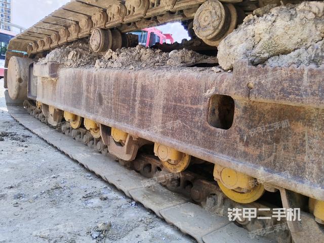 左驅(qū)動輪(行走機構) 左驅(qū)動輪(行走機構)