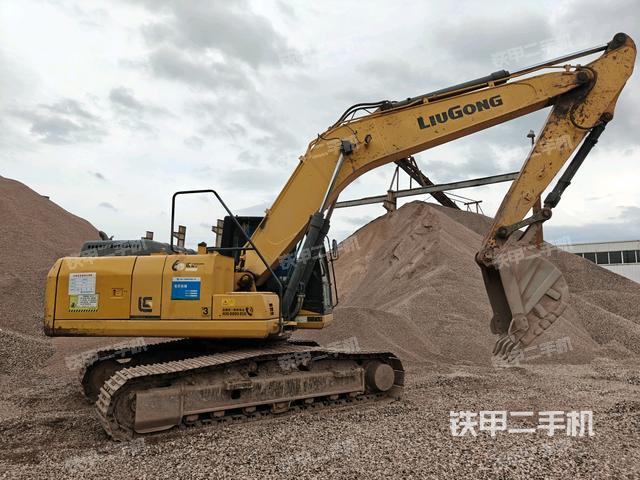 右前45(整機外觀) 右前45(整機外觀)
