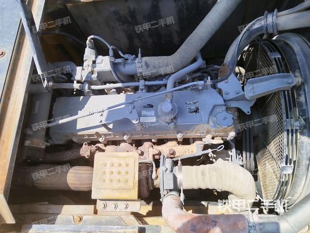 發(fā)動機室(上車部件) 發(fā)動機室(上車部件)