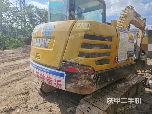 右后45(整機(jī)外觀) 右后45(整機(jī)外觀)