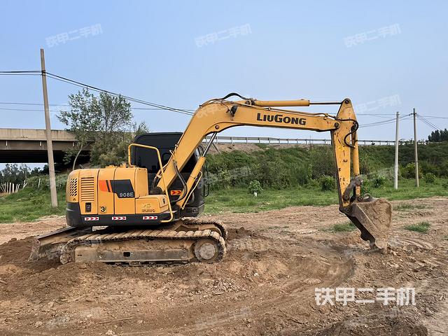 整机右后45°(整机外观) 整机右后45°(整机外观)