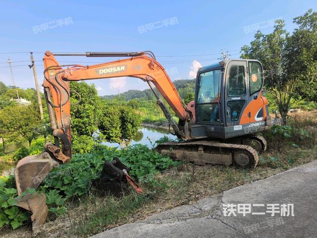 斗山DX55-9C挖掘機(jī)