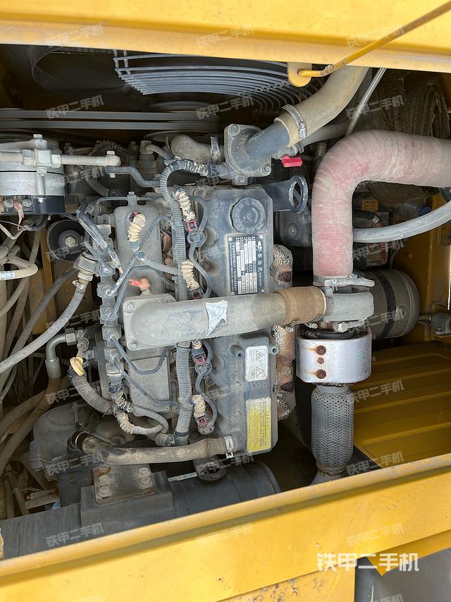 发动机整体俯视（整机外观）