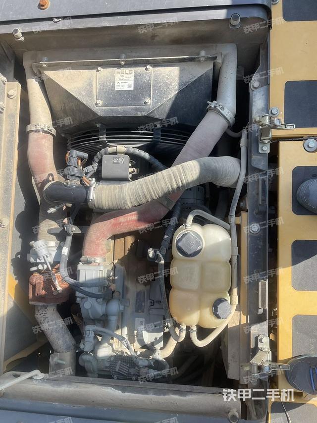 發(fā)動機(jī)整體俯視（整機(jī)外觀）