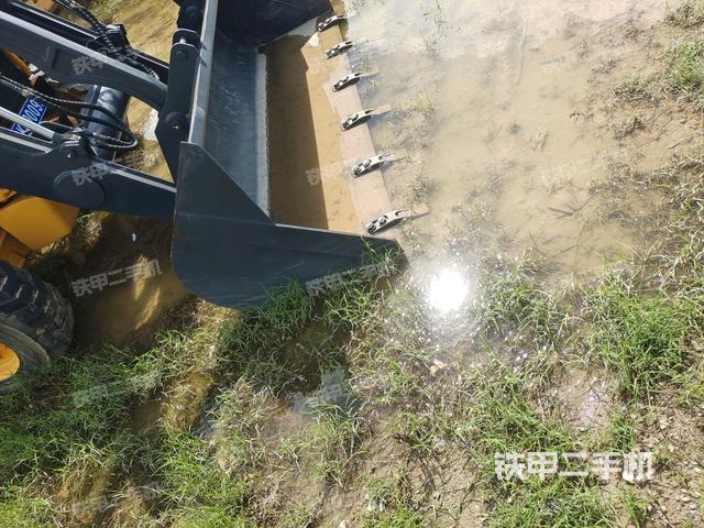 工作裝置4(工作裝置) 工作裝置4(工作裝置)