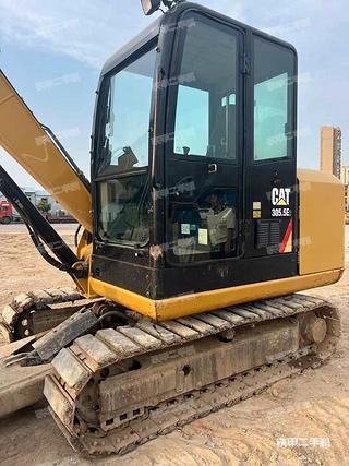 卡特彼勒CAT®305.5E2 小型液压挖掘机实拍图片
