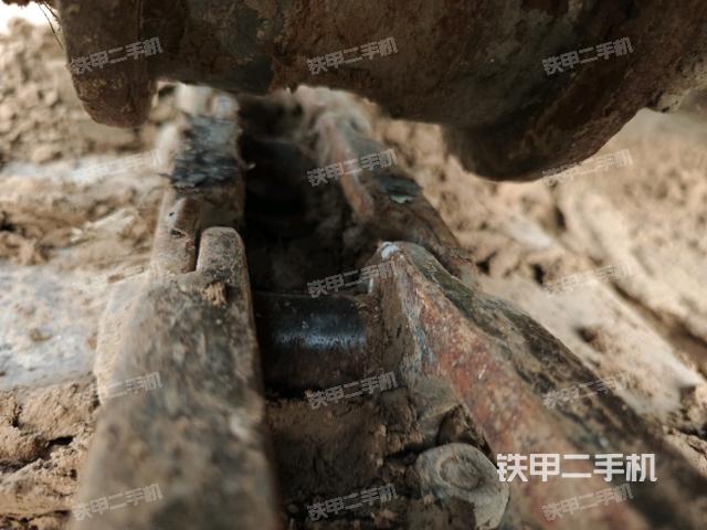 左侧行走马达盖板(行走机构) 左侧行走马达盖板(行走机构)