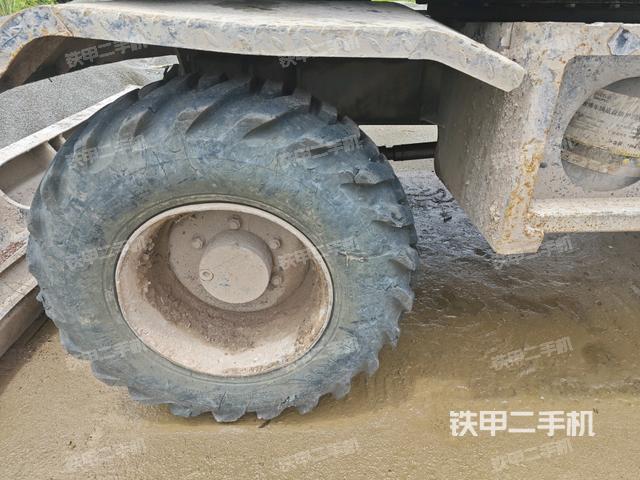左驅(qū)動輪(行走機構) 左驅(qū)動輪(行走機構)