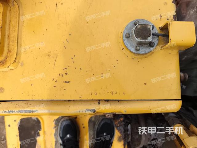 大臂根部?斜(工作和回轉(zhuǎn)裝置) 大臂根部?斜(工作和回轉(zhuǎn)裝置)