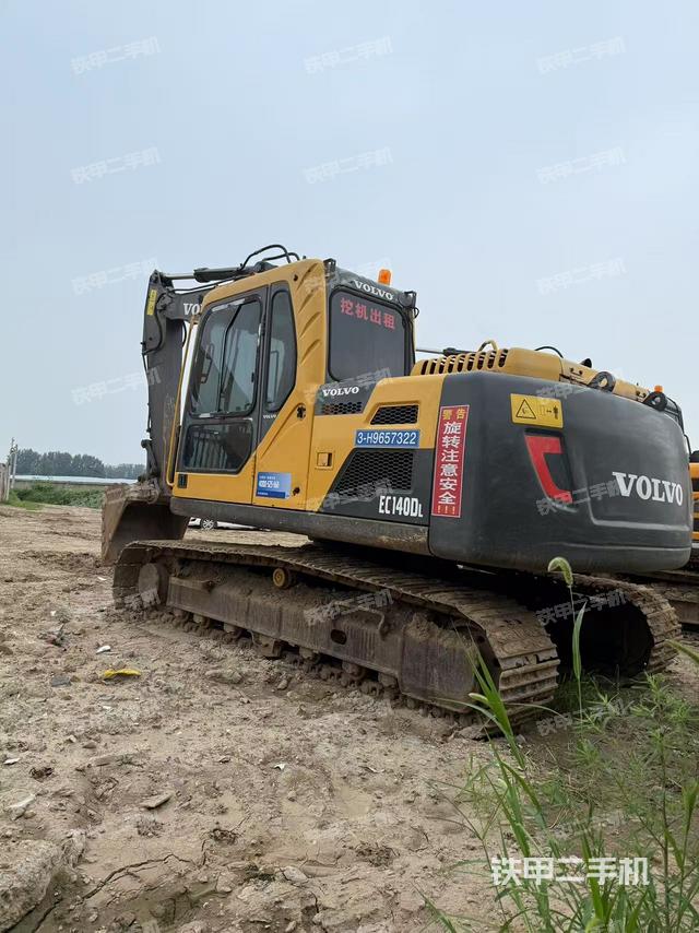 沃爾沃EC140D挖掘機