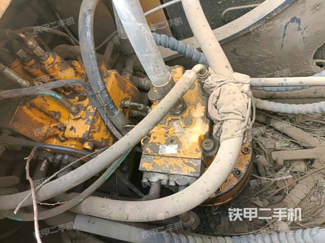 回轉(zhuǎn)馬達(dá)(上車(chē)部件) 回轉(zhuǎn)馬達(dá)(上車(chē)部件)