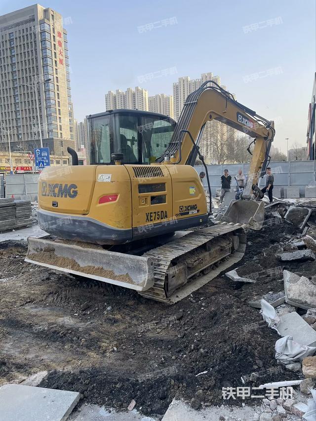 整机右后45°(整机外观) 整机右后45°(整机外观)