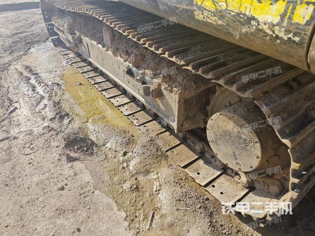 右侧履带整体（行走机构）