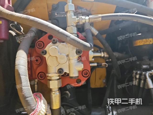 液压泵室(大件舱室) 液压泵室(大件舱室)
