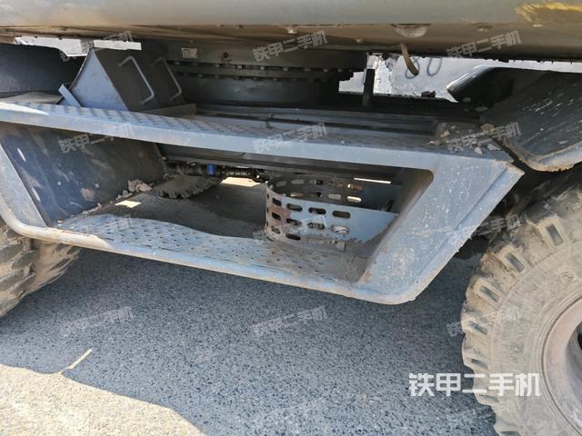 右托链轮+链筋(行走机构) 右托链轮+链筋(行走机构)