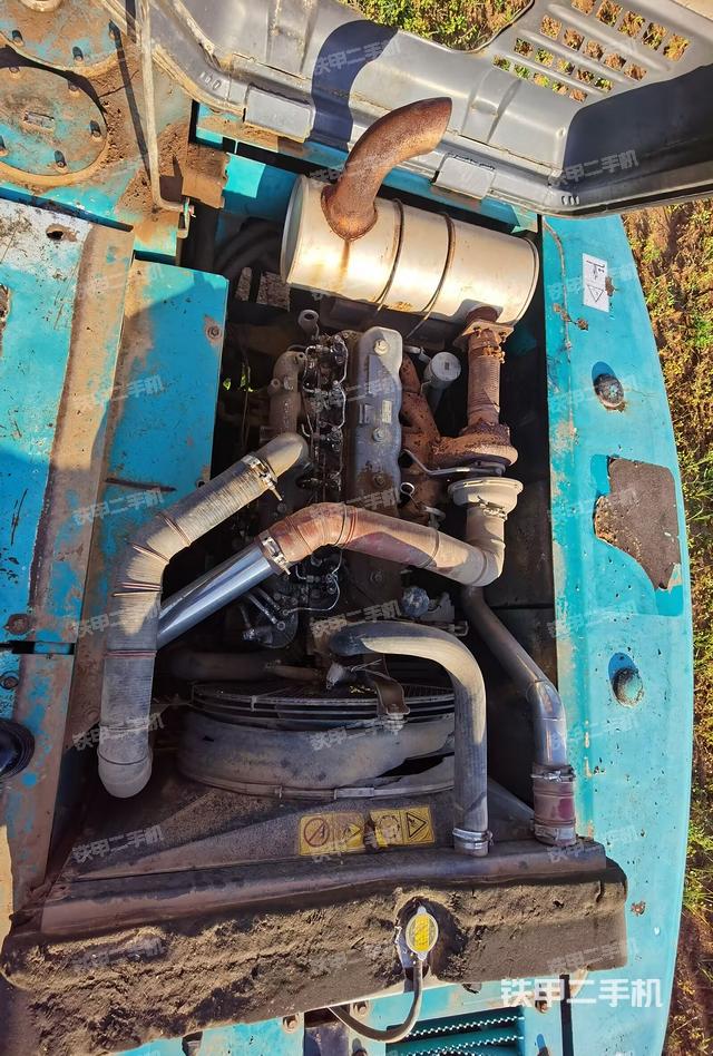 發(fā)動機室(上車部件) 發(fā)動機室(上車部件)