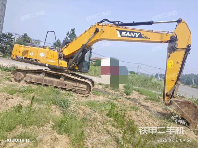 駕駛室整體(整機(jī)外觀) 駕駛室整體(整機(jī)外觀)
