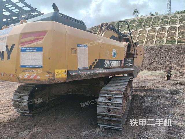 整機(jī)右后45°(整機(jī)外觀) 整機(jī)右后45°(整機(jī)外觀)