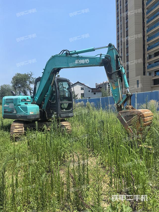 神鋼SK75-8挖掘機(jī)