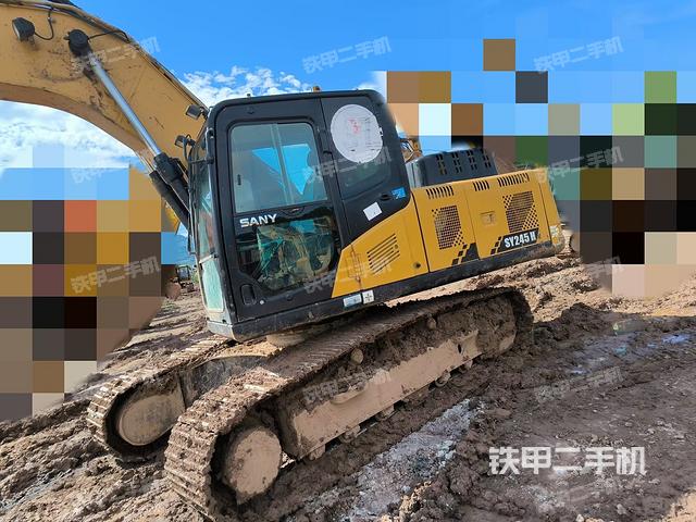 三一重工SY200C挖掘機(jī)