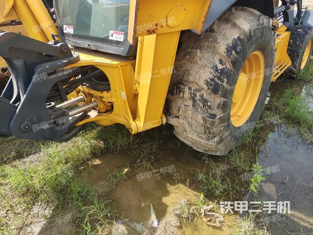 右驅(qū)動(dòng)輪/右后輪(行走機(jī)構(gòu)) 右驅(qū)動(dòng)輪/右后輪(行走機(jī)構(gòu))