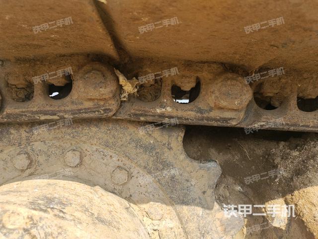 右側(cè)行走馬達(dá)蓋板(行走機(jī)構(gòu)) 右側(cè)行走馬達(dá)蓋板(行走機(jī)構(gòu))