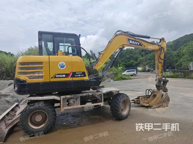 右后45(整機外觀) 右后45(整機外觀)