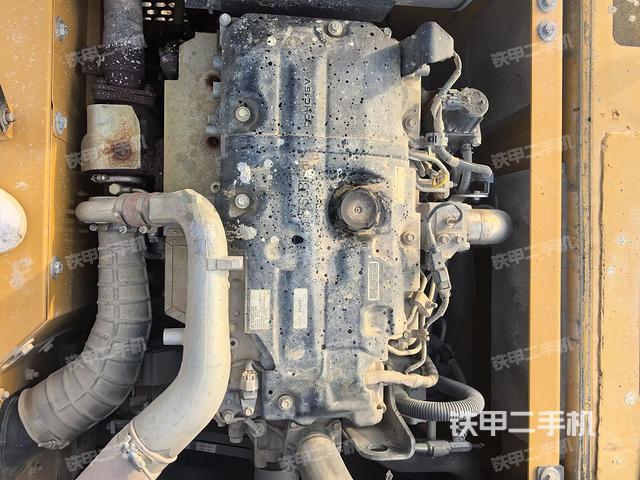 發(fā)動(dòng)機(jī)整體俯視(整機(jī)外觀) 發(fā)動(dòng)機(jī)整體俯視(整機(jī)外觀)