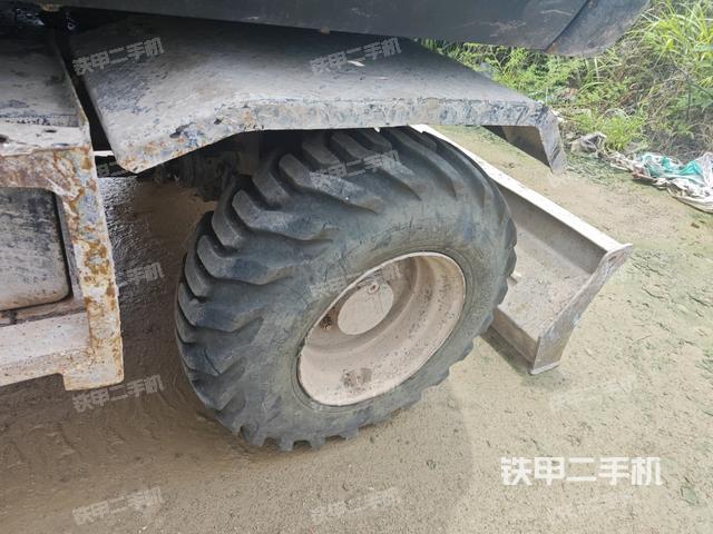 右驅(qū)動輪(行走機構) 右驅(qū)動輪(行走機構)