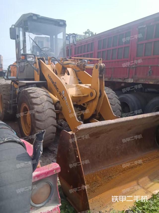 驾驶室工作台（整机外观及大件）