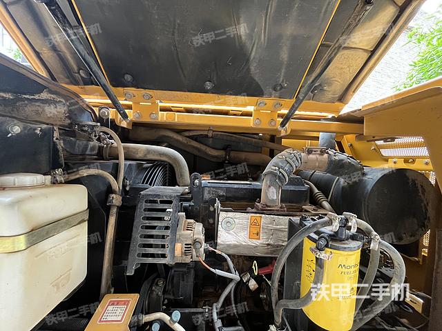 发动机整体俯视（整机外观）